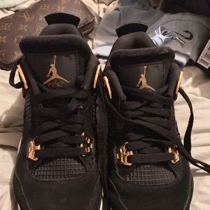 Jordan Royalty 4s